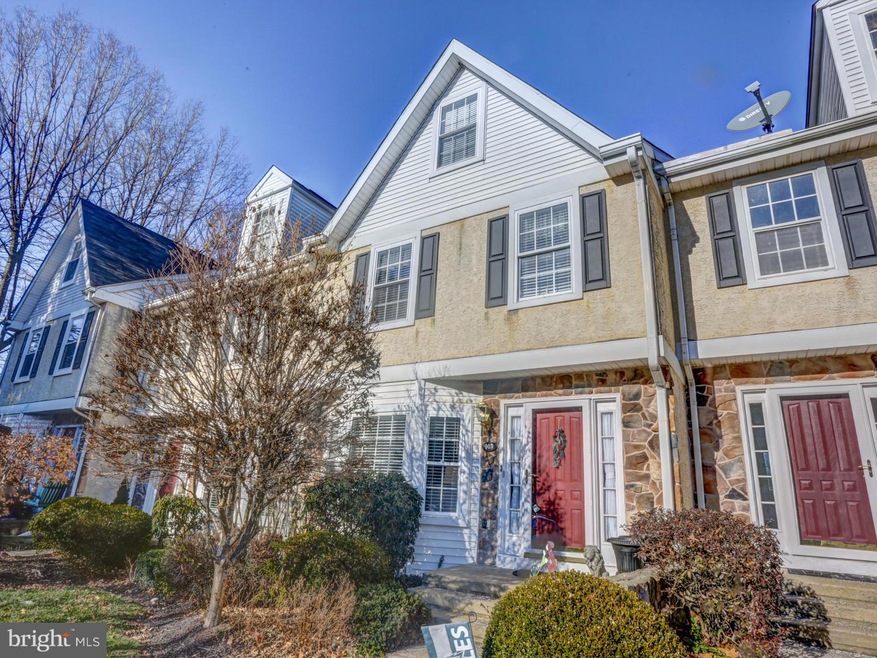 903 Coventry Pointe Ln, Pottstown, PA 19465 - photo 1