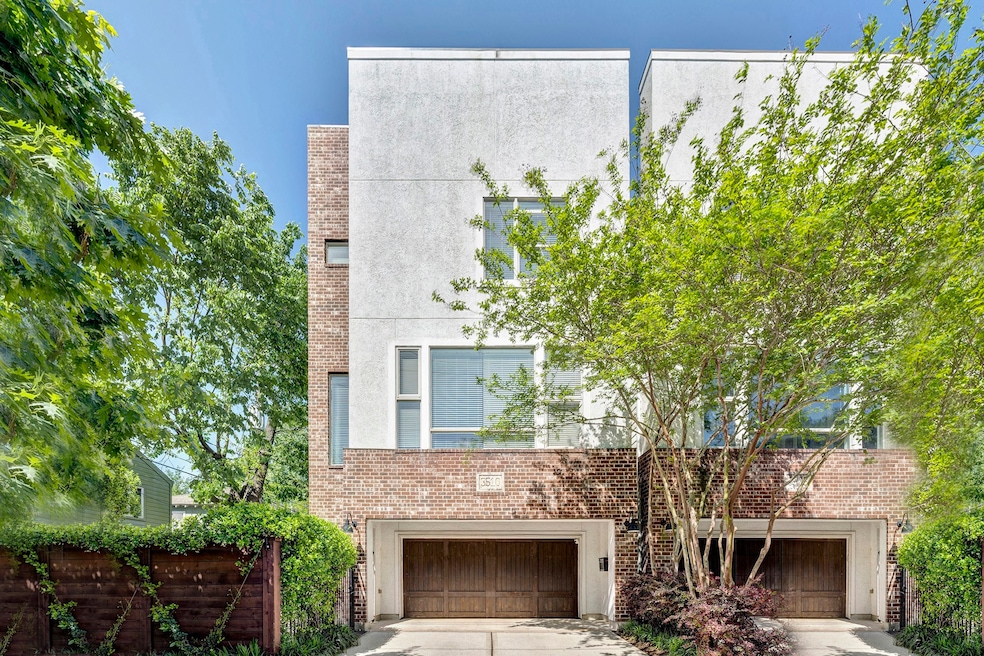 3510 Yupon St, Houston, TX 77006 - photo 1