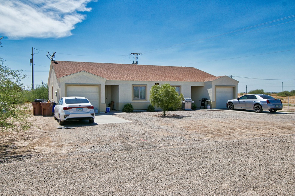4130 N Cortez St, Eloy, AZ 85131 - photo 1