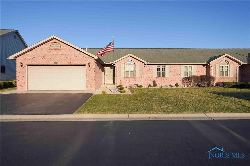 2129 Greystone Ct, Findlay, OH 45840 - photo 1