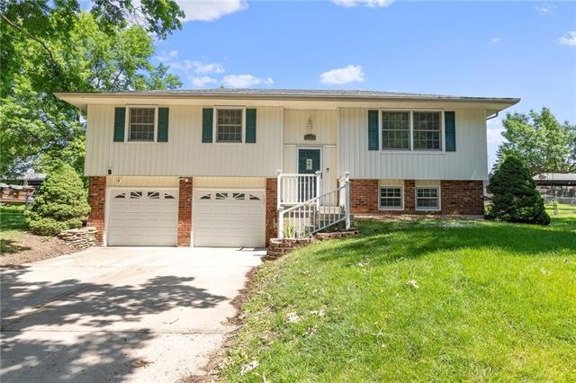 12820 W 99th St, Lenexa, KS 66215 - photo 1