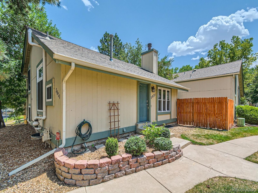 3671 S Danube Cir, Aurora, CO 80013 - photo 1