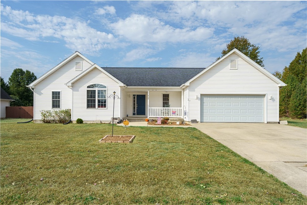 2103 Redbud St, Effingham, IL 62401 - photo 1