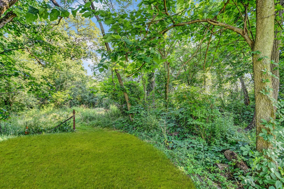 7R3 Country Club Ln, Country Club Hills, IL 60478 - photo 1