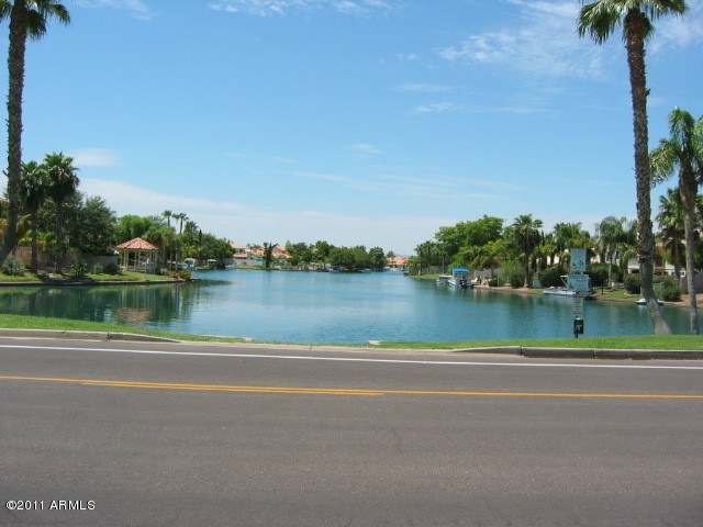 1147 W Sea Fog Dr, Gilbert, AZ 85233 - photo 1