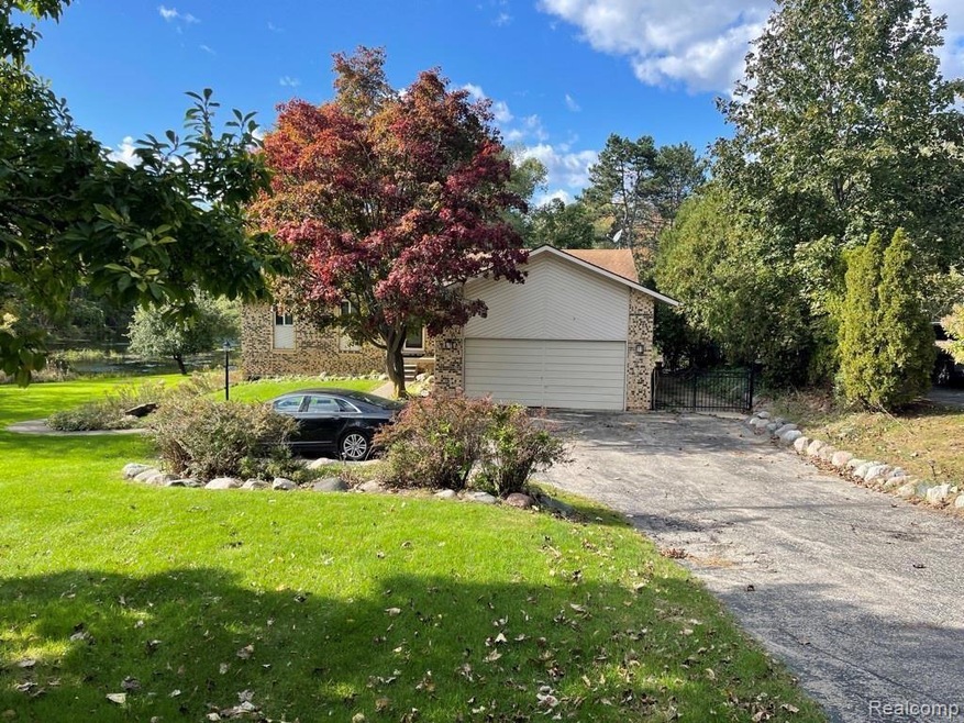 2480 Beachview Ln. 24
