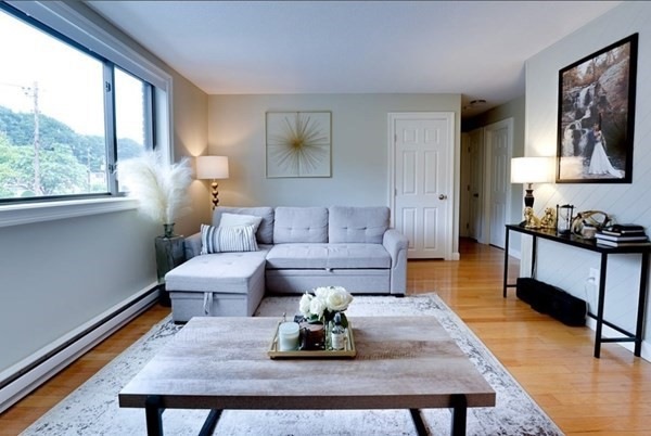 83 Nicholas Rd unit 2nd, Framingham, MA 01701 - photo 1