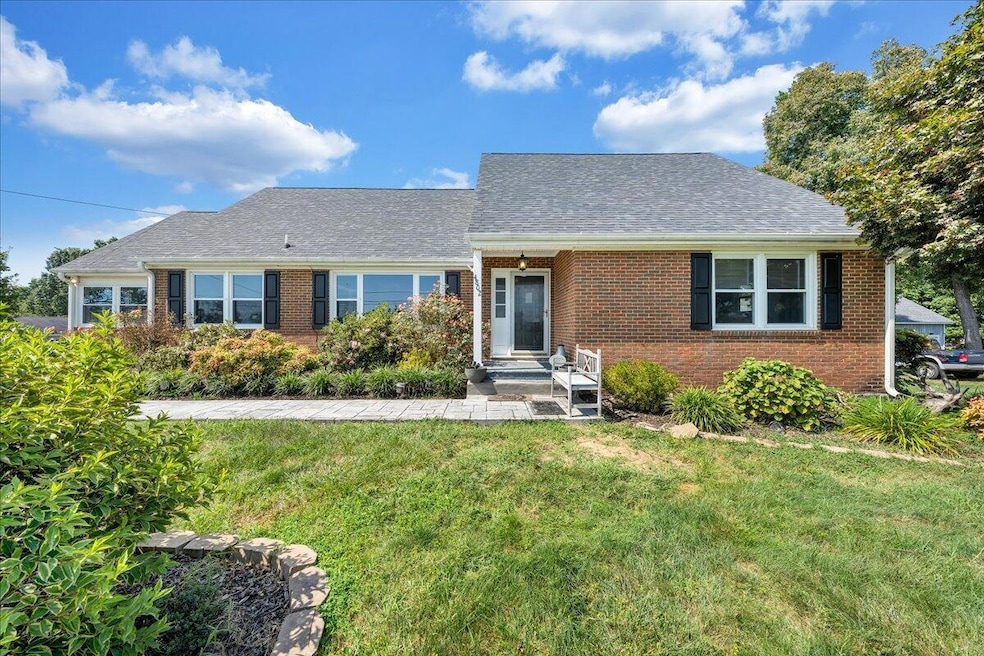 4802 Northridge Ln