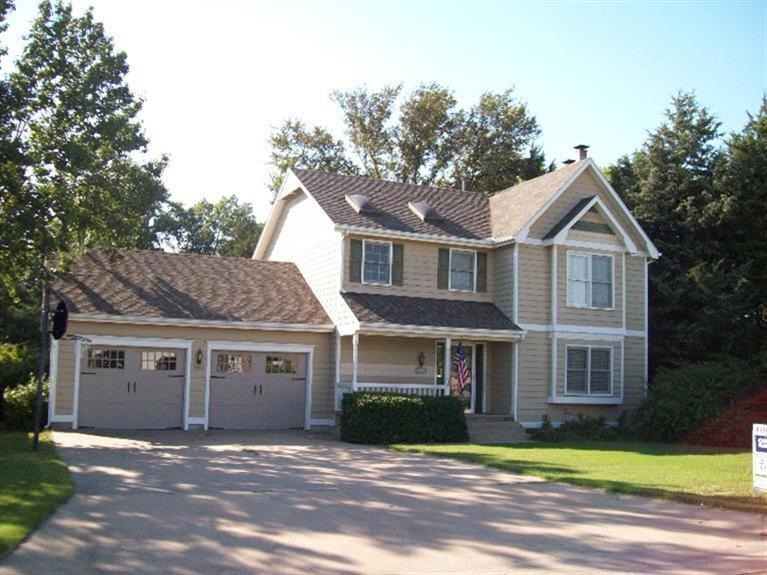 504 Cedar Cove Rd, Parsons, KS 67357 - photo 1