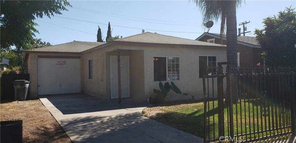 724 W 138th St, Compton, CA 90222 - photo 1