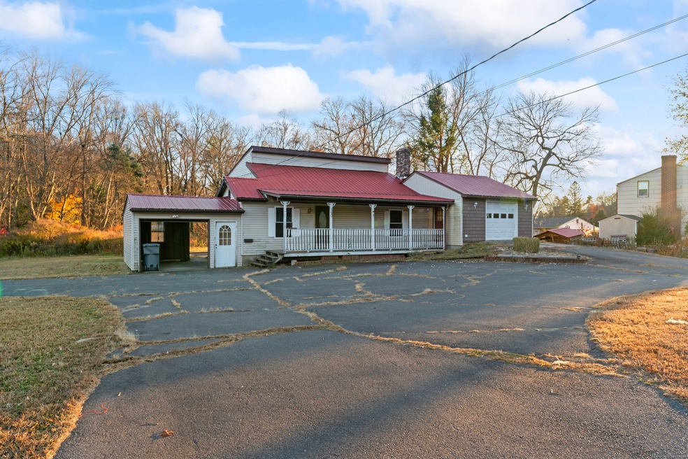 190 Brainard Rd, Enfield, CT 06082 - photo 1