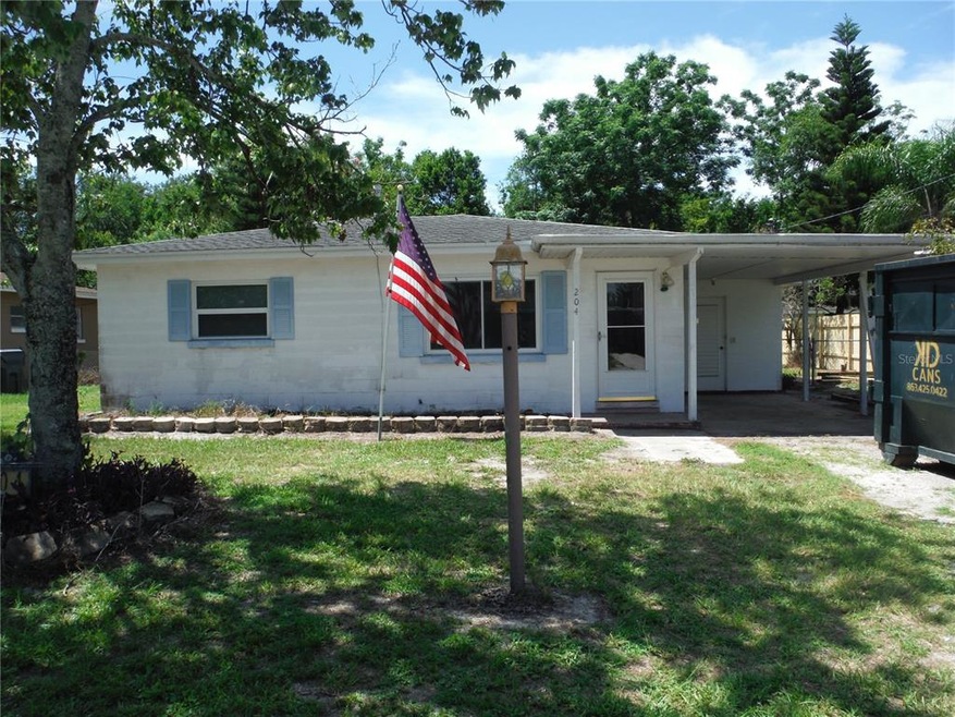 Front view of 204 6th JPV St.