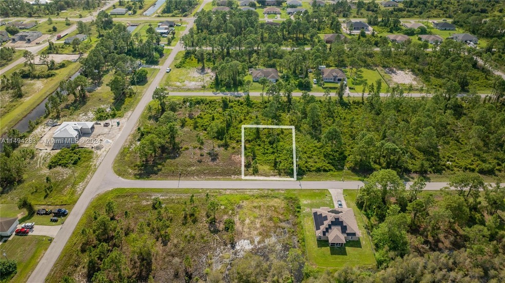 860 Bancroft Ave, Lehigh Acres, FL 33974 - photo 1