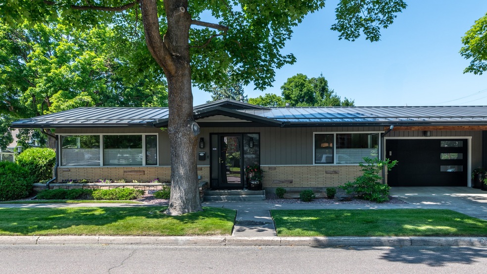 Welcome to 401 3rd Street E.