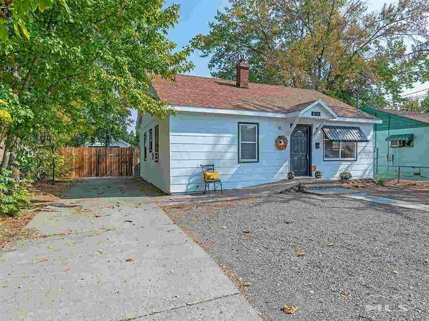 816 10th St, Sparks, NV 89431 - photo 1