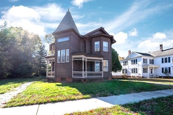 33 Chapin St, Chicopee, MA 01013 - photo 1