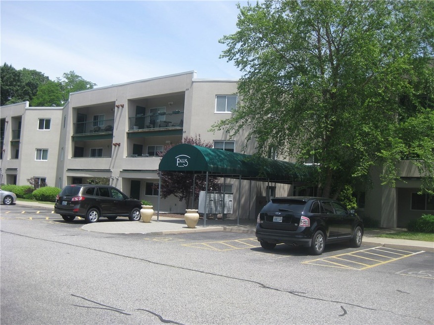 31 Devereux St unit 201, Providence, RI 02909 - photo 1