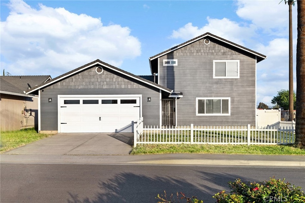 For Sale $320,000 • Co-Listing Agent