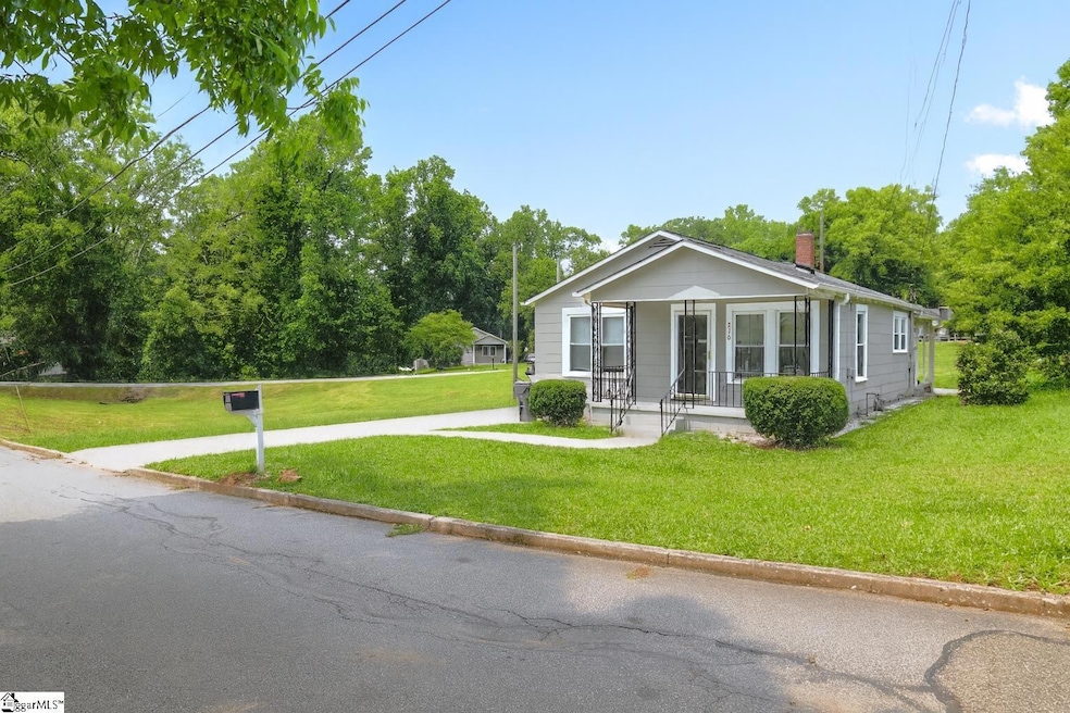 210 Mc Dowell St, Laurens, SC 29360 - photo 1