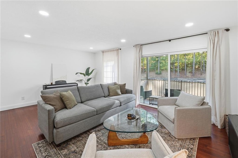 6851 Roswell Rd NE unit H29, Atlanta, GA 30328 - photo 1