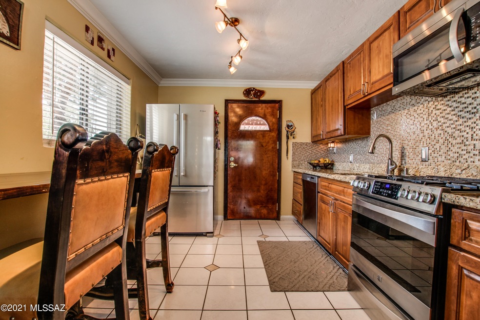 3132 N Geronimo Ave, Tucson, AZ 85705 - photo 1