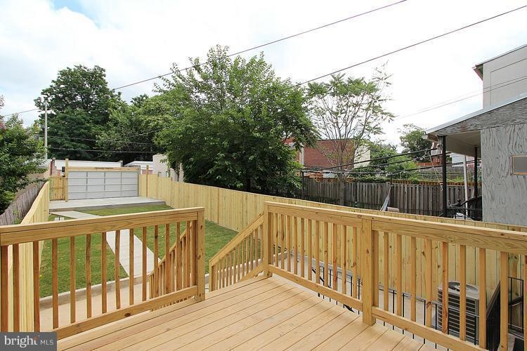 607 Irving St NW, Washington, DC 20010 - photo 1