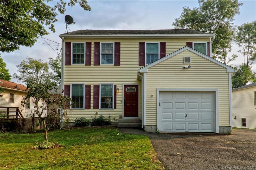 81 Edwards St, Bridgeport, CT 06606 - photo 1