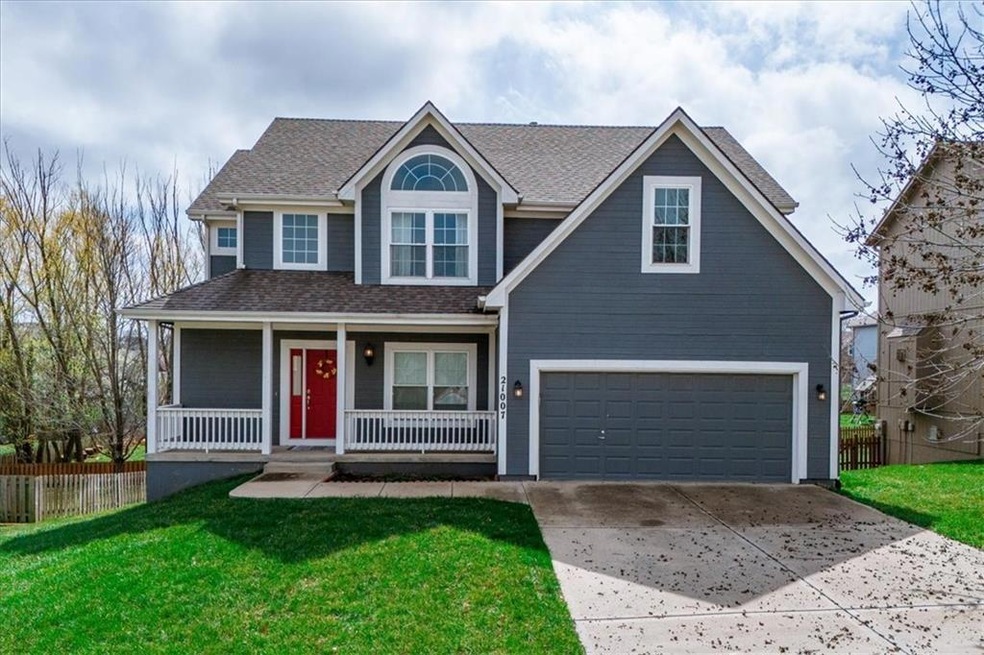 21007 W 53rd St, Shawnee, KS 66218 - photo 1