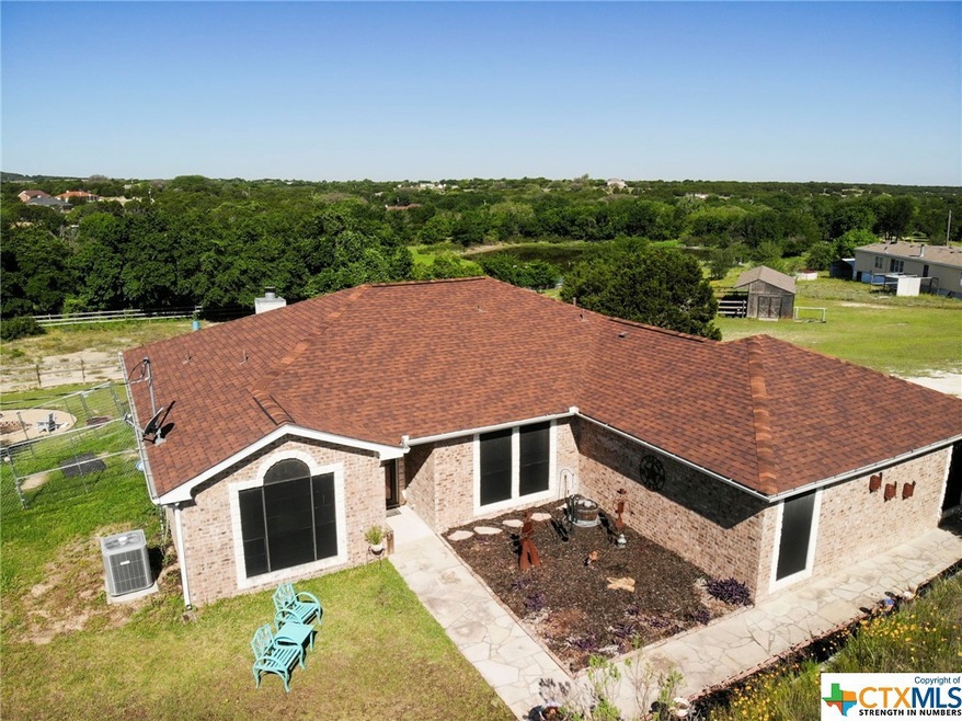 815 Wagon Wheel Dr, Copperas Cove, TX 76522 - photo 1