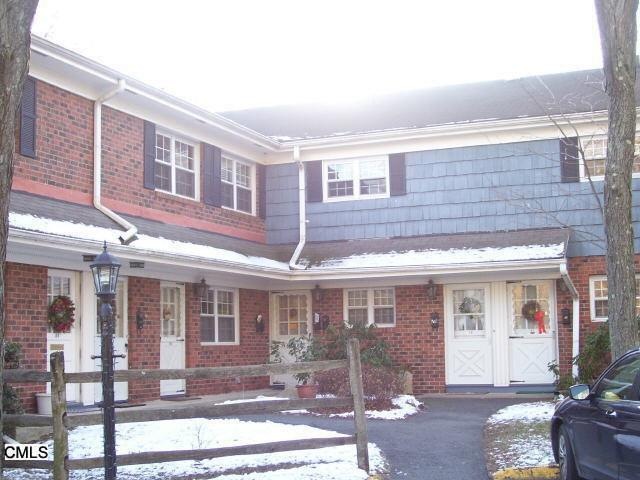 245 Unquowa Rd unit 82, Fairfield, CT 06824 - photo 1