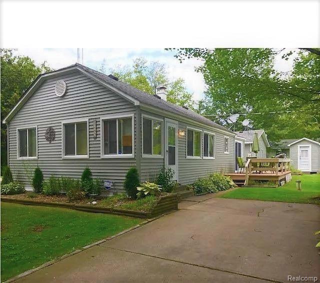 0.0 - Exterior