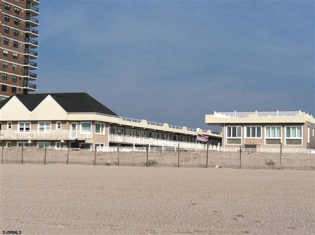 Carousel Image