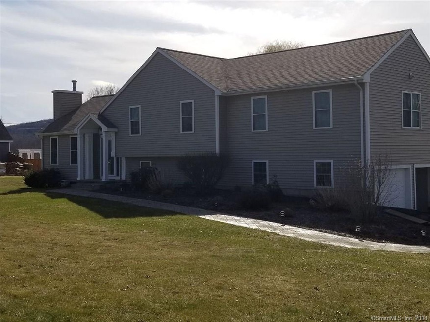 197 N Main St, East Granby, CT 06026 - photo 1