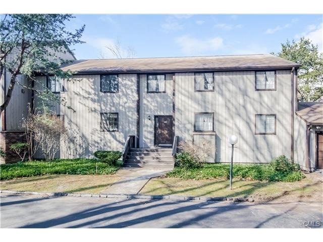 19 Pond Rd unit 19, Hamden, CT 06514 - photo 1