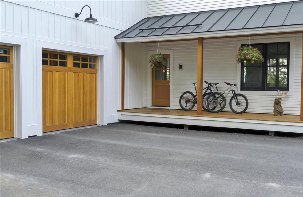 65 Francis Ln, Stowe, VT 05672 - photo 1