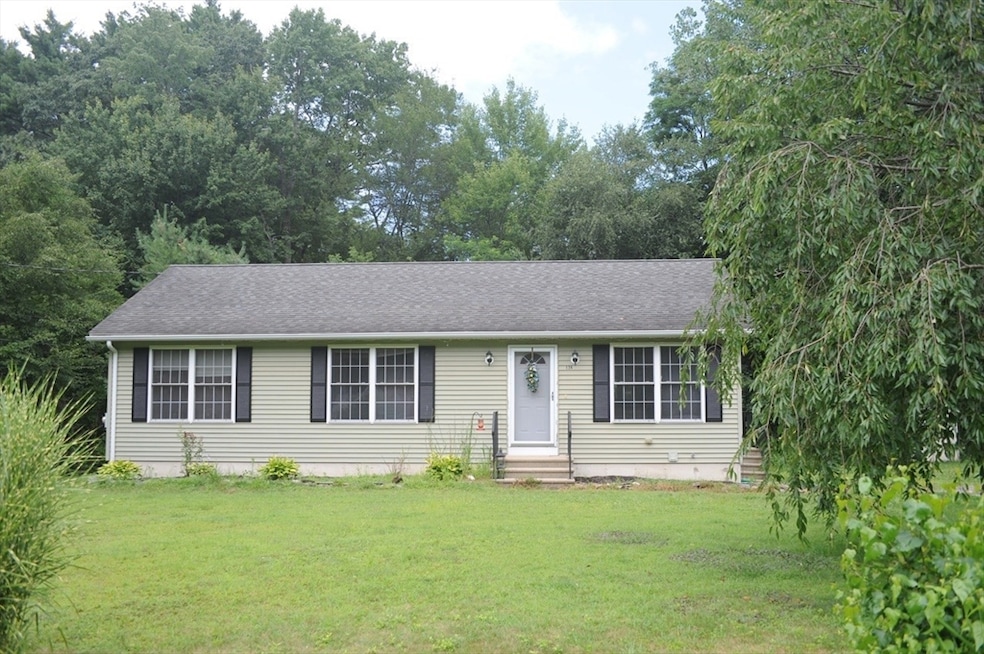 124 Glendale Cir, Ware, MA 01082 - photo 1