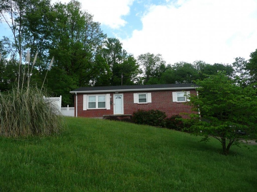 734 Georgia St, Johnson City, TN 37601 - photo 1