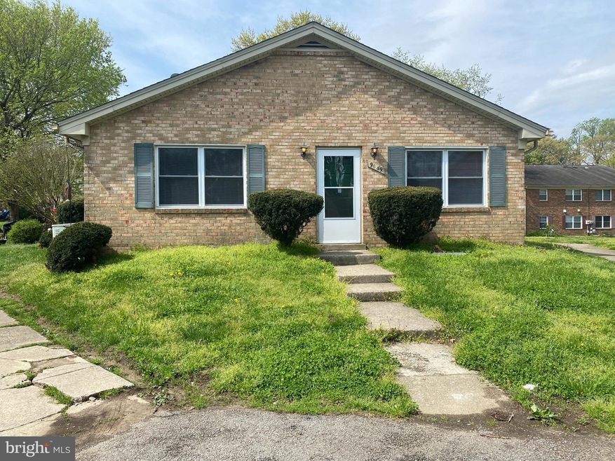 9669 Hagel Cir, Lorton, VA 22079 - photo 1