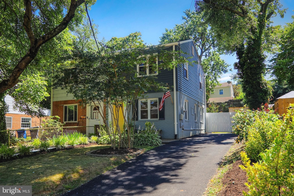 2331 Glendale Terrace, Alexandria, VA 22303 - photo 1