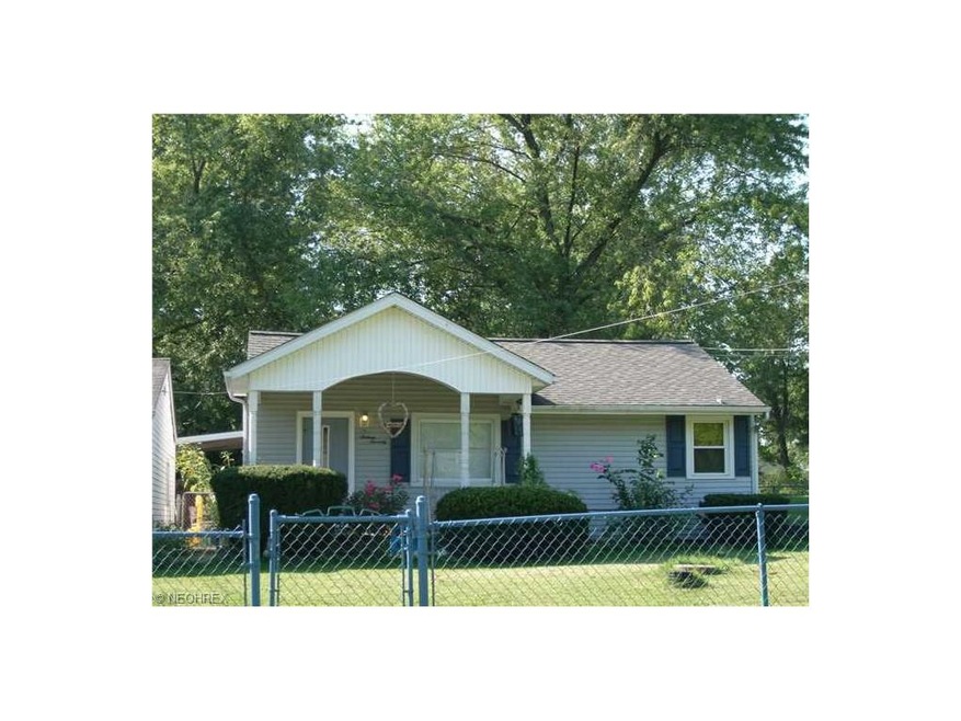 Exterior features aluminum siding for the original