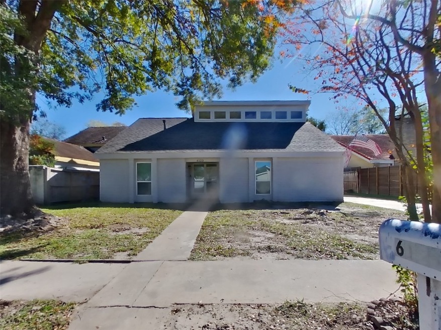 6123 Gallant Forest Dr, Houston, TX 77088 - photo 1