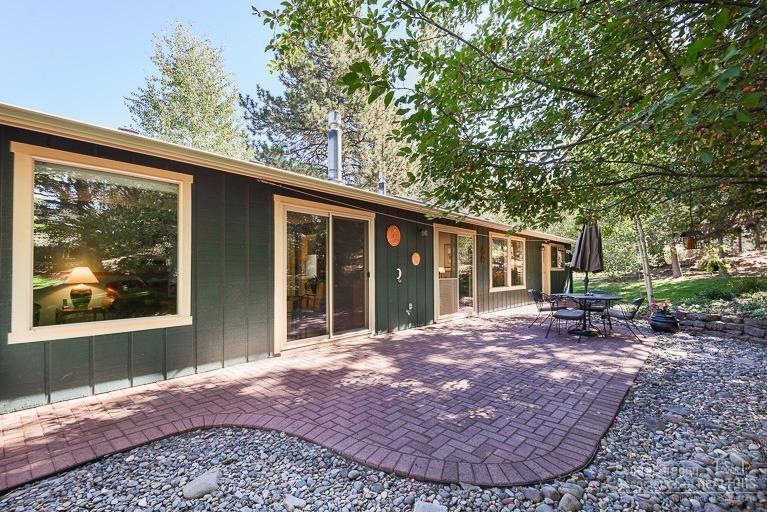 61343 Robin Hood Ln, Bend, OR 97702 - photo 1