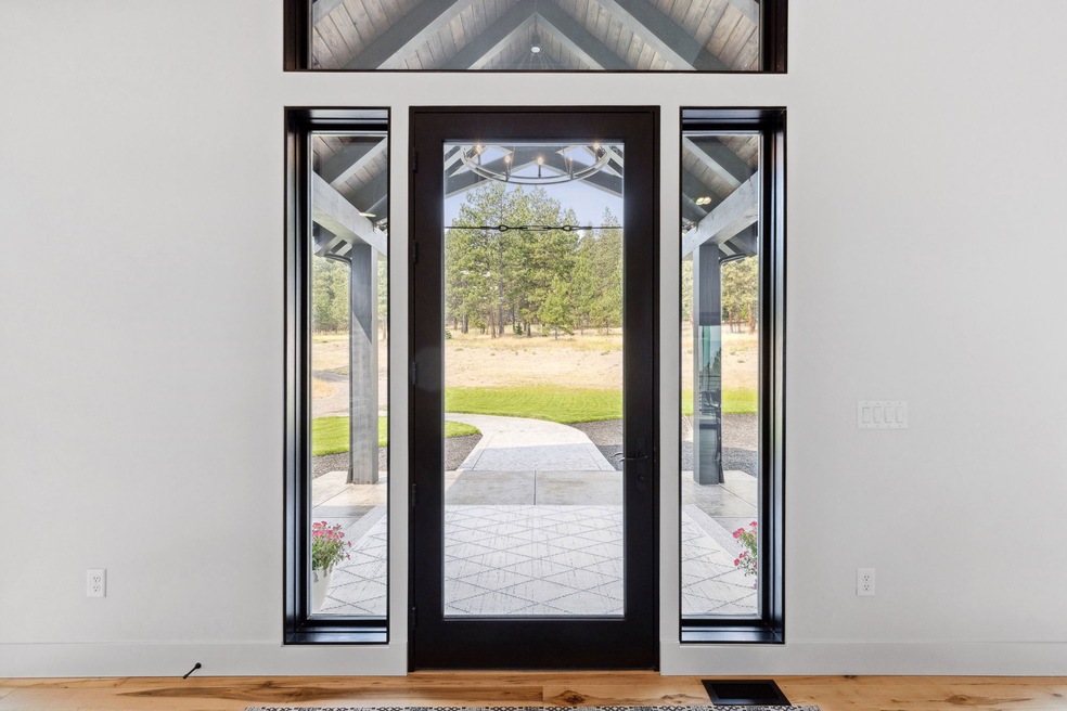 Under Contract $3,099,000