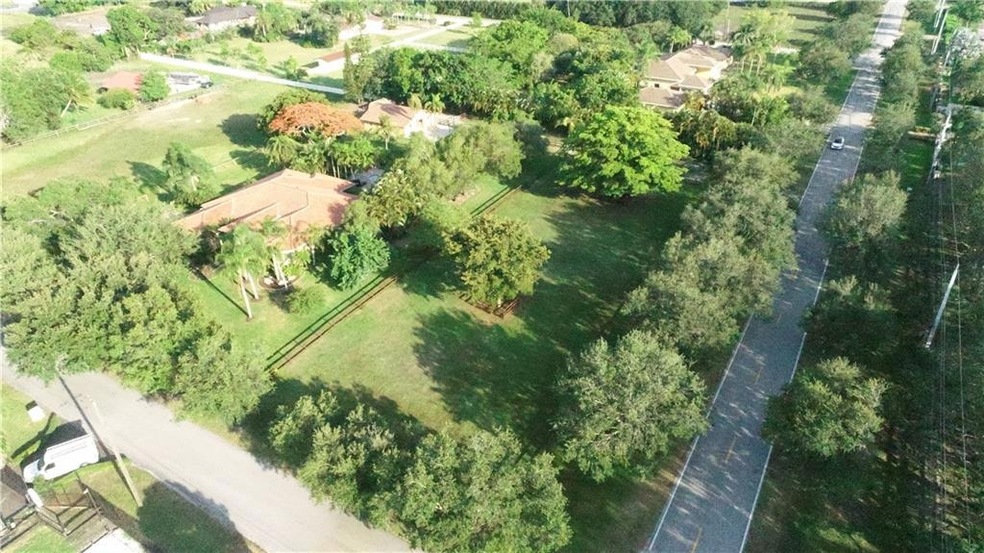 17710 SW 63rd Manor, Southwest Ranches, FL 33331 - photo 1