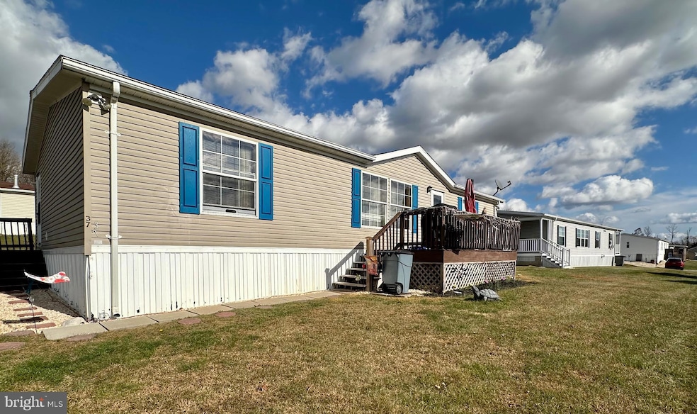 37 Flintlock Ct, Honey Brook, PA 19344 - photo 1