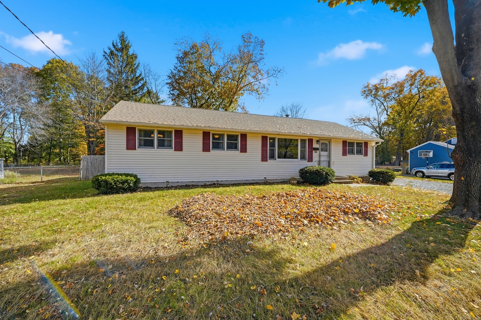 46 Beech Rd, Enfield, CT 06082 - photo 1