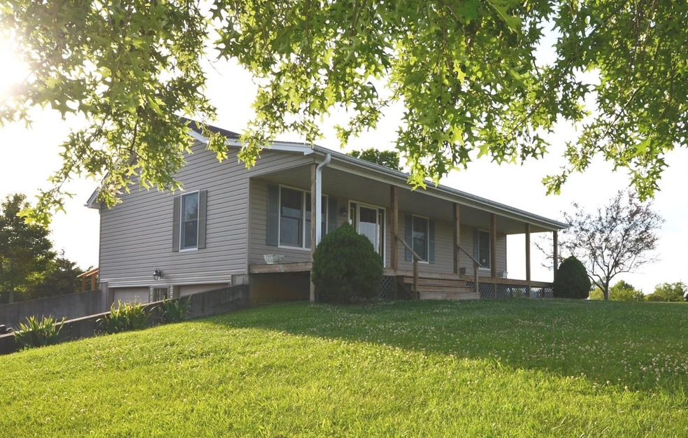 764 Hopewell Rd, Harrodsburg, KY 40330 - photo 1