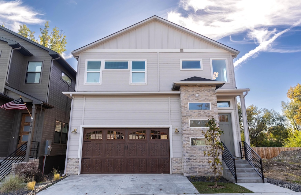 4329 N Life Tree Ln, Garden City, ID 83714 - photo 1