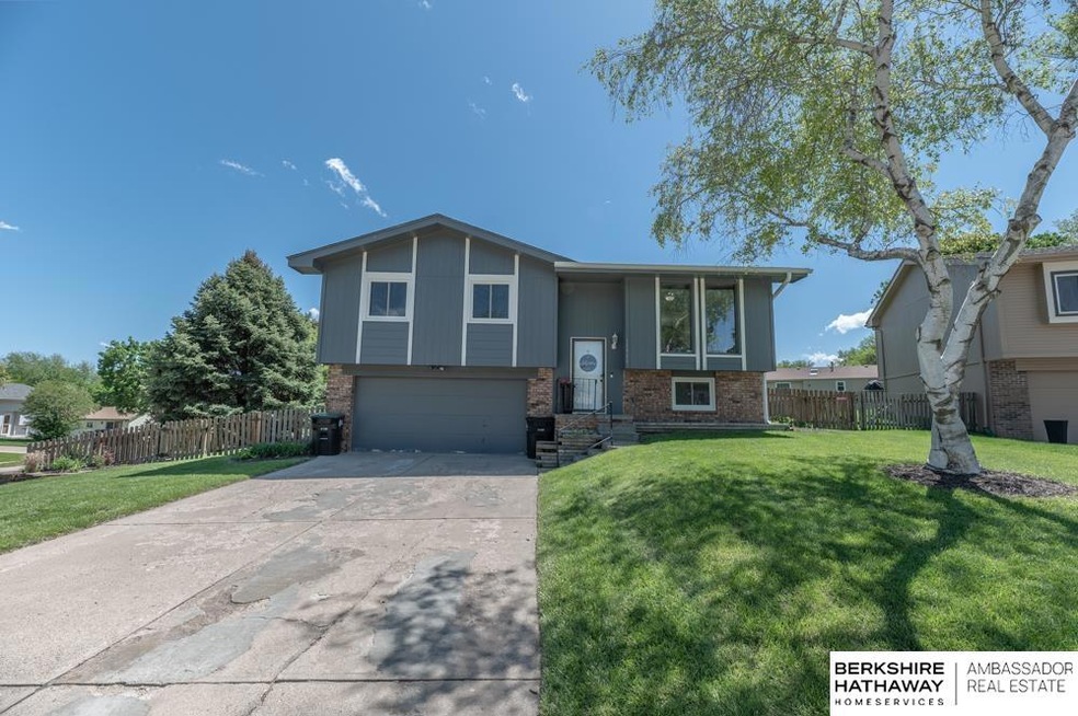 12955 Redman Cir, Omaha, NE 68164 - photo 1