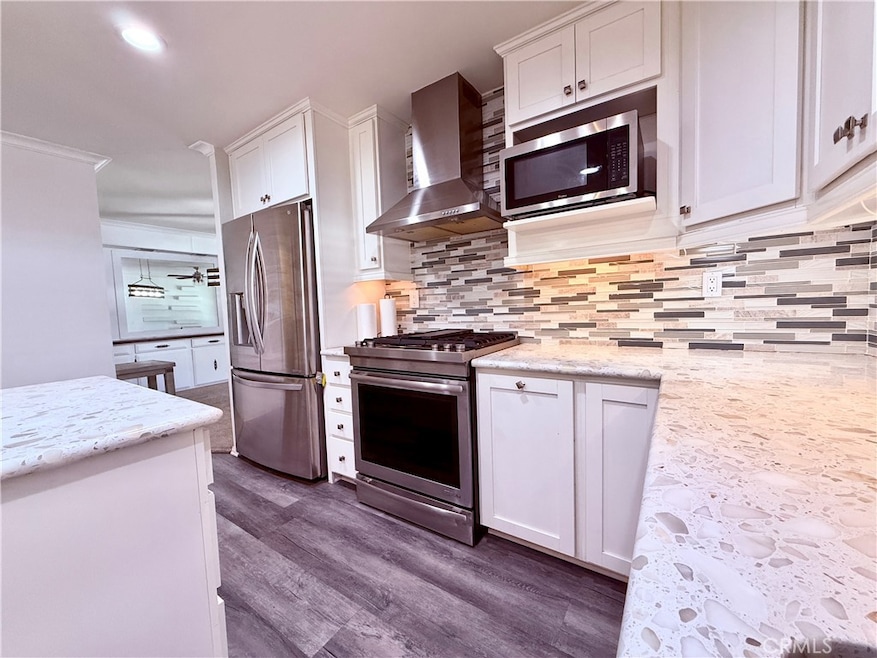 13393 Mariposa Rd, Victorville, CA 92395 - photo 1